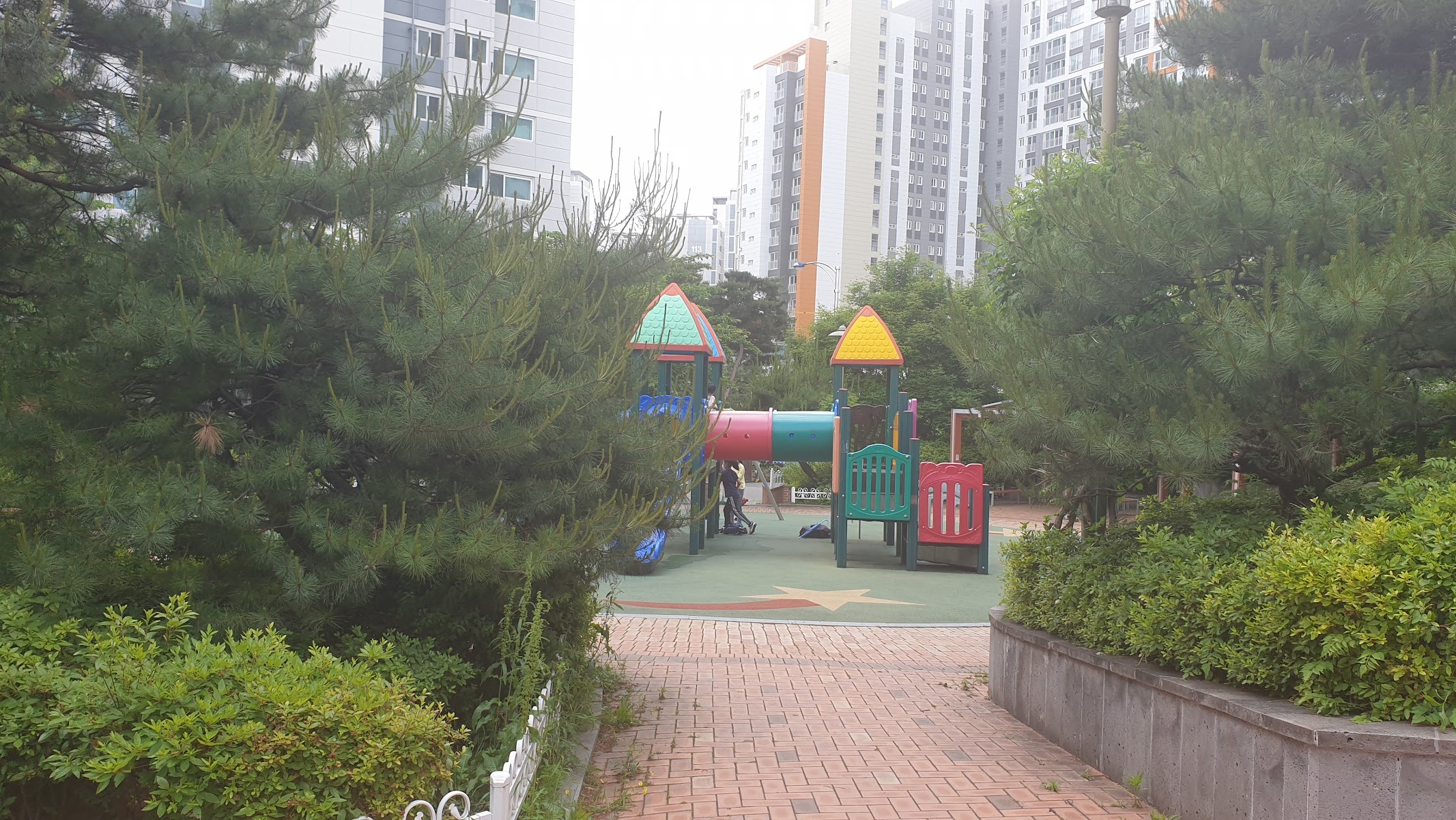 웃말어린이공원 사진