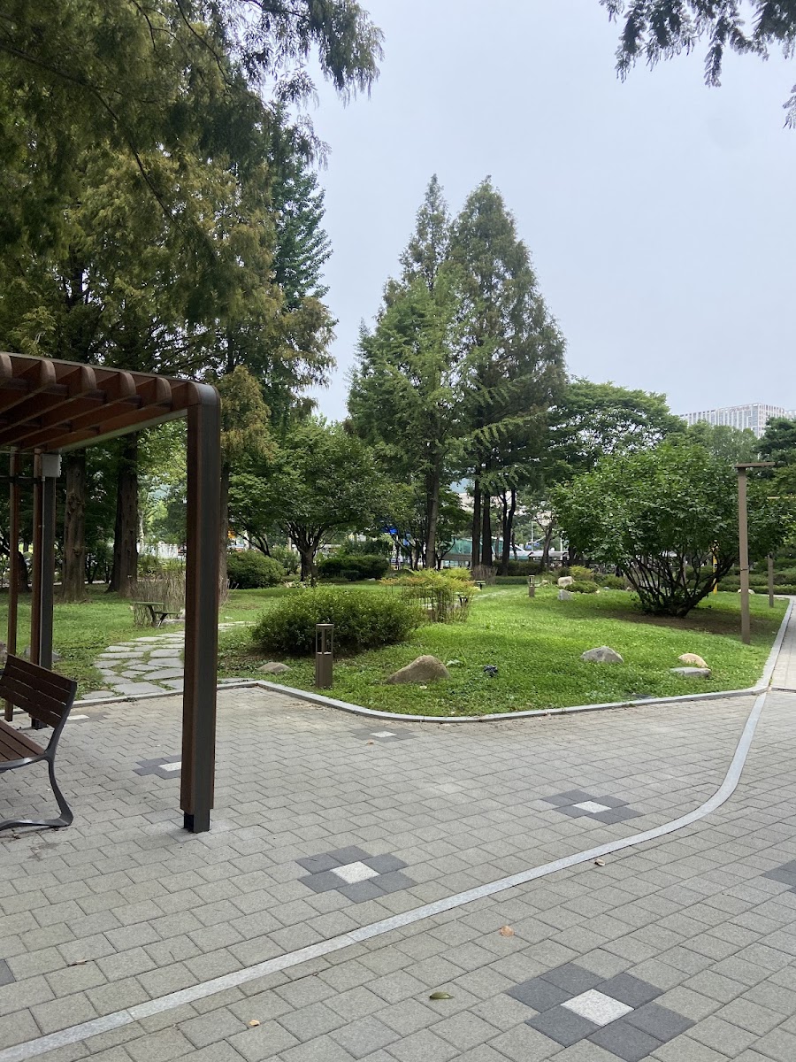 청사앞소공원 사진