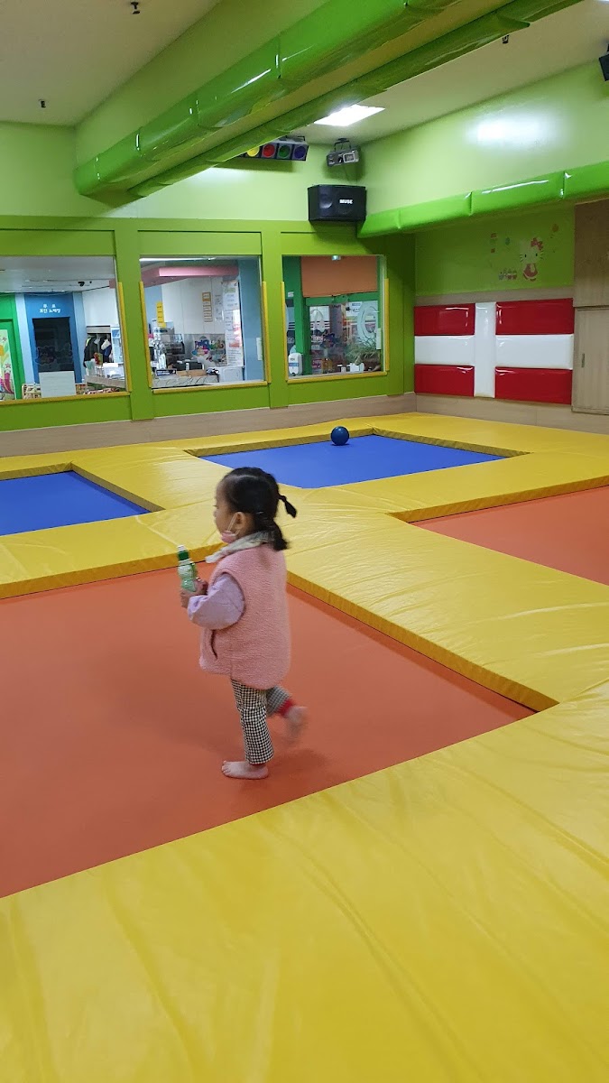 점핑방방 사진
